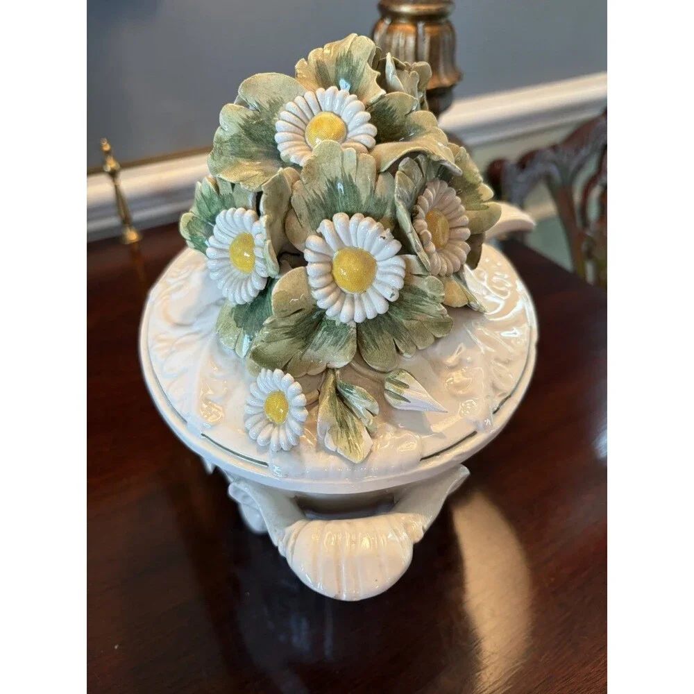 Vintage Italian Tureen Soup Serving Bowl Capodimonte Style w/ Ladle Daisy